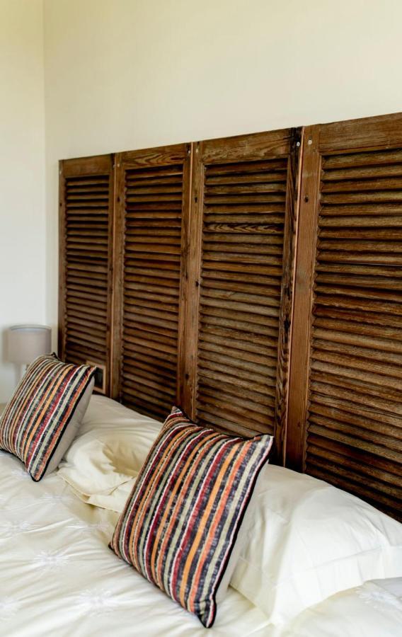 Le Vecchie Persiane - Bed & Breakfast Diano d'Alba Exterior photo